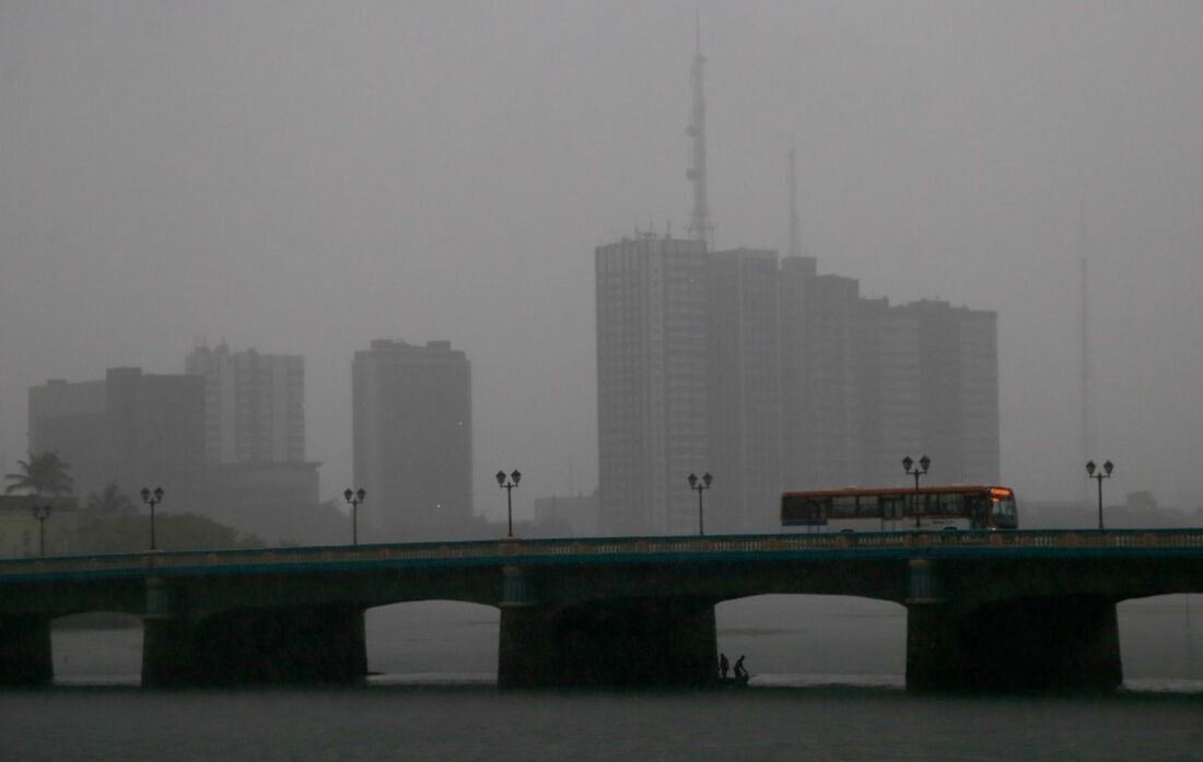 Chuva no Recife