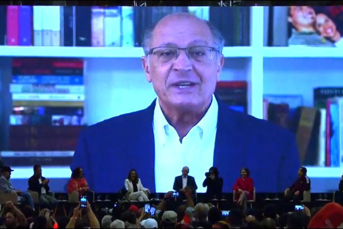 Com Covid, Geraldo Alckmin (PSB) discursou em vídeo, para o lançamento da pré-campanha de Lula