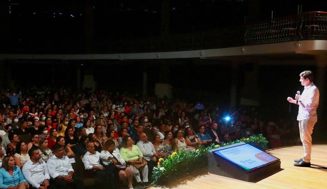 João Campos lança programa 