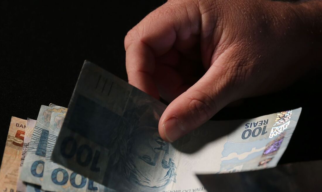 A partir do próximo domingo (15) pré-candidatos que vão disputar as eleições de outubro estão autorizados a realizar campanha prévia de financiamento coletivo, modalidade conhecida como vaquinha virtual