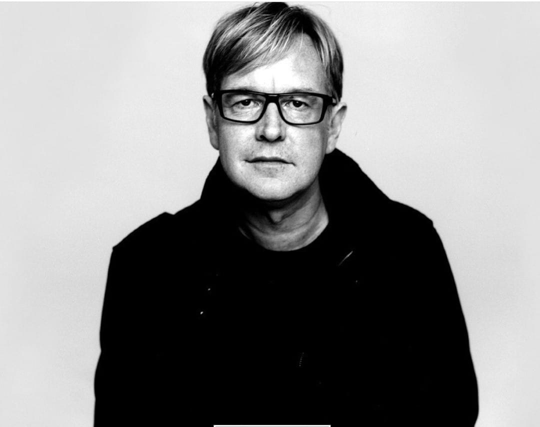 Andy Fletcher, da banda britânica de rock alternativo Depeche Mode, morreu aos 60 anos 