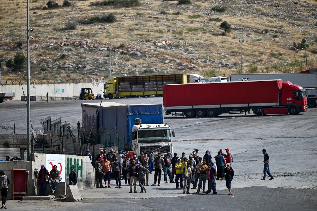 Passagem de ajuda humanitária entre Turquia e Siria