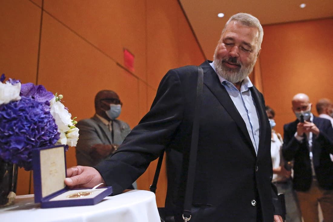 Dmitry Muratov, editor-chefe do jornal independente russo "Novaya Gazeta", leiloou por 103,5 milhões de dólares a medalha de ouro do Prêmio Nobel da Paz