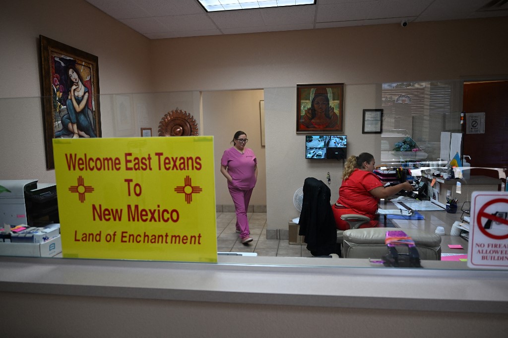 Women's Reproductive Clinic, que presta serviços de aborto com medicamentos legais, em Santa Teresa, Novo México, em 15 de junho de 2022