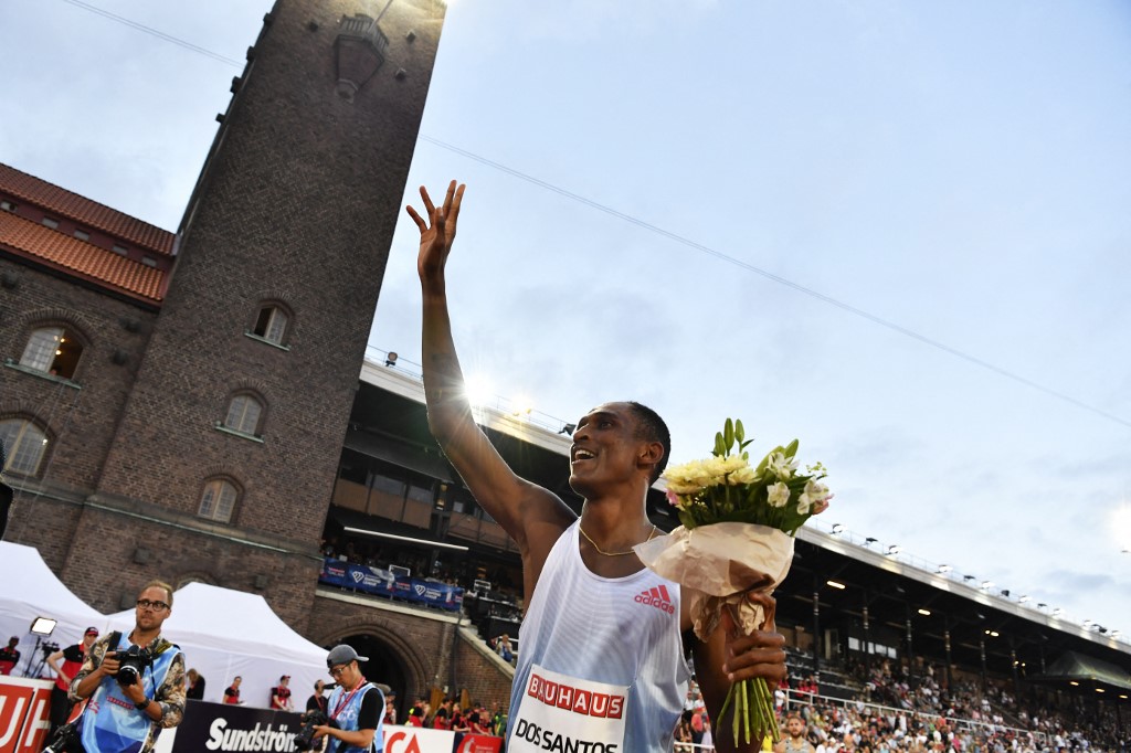 Alison dos Santos brilhou mais uma vez nos 400 m com barreiras