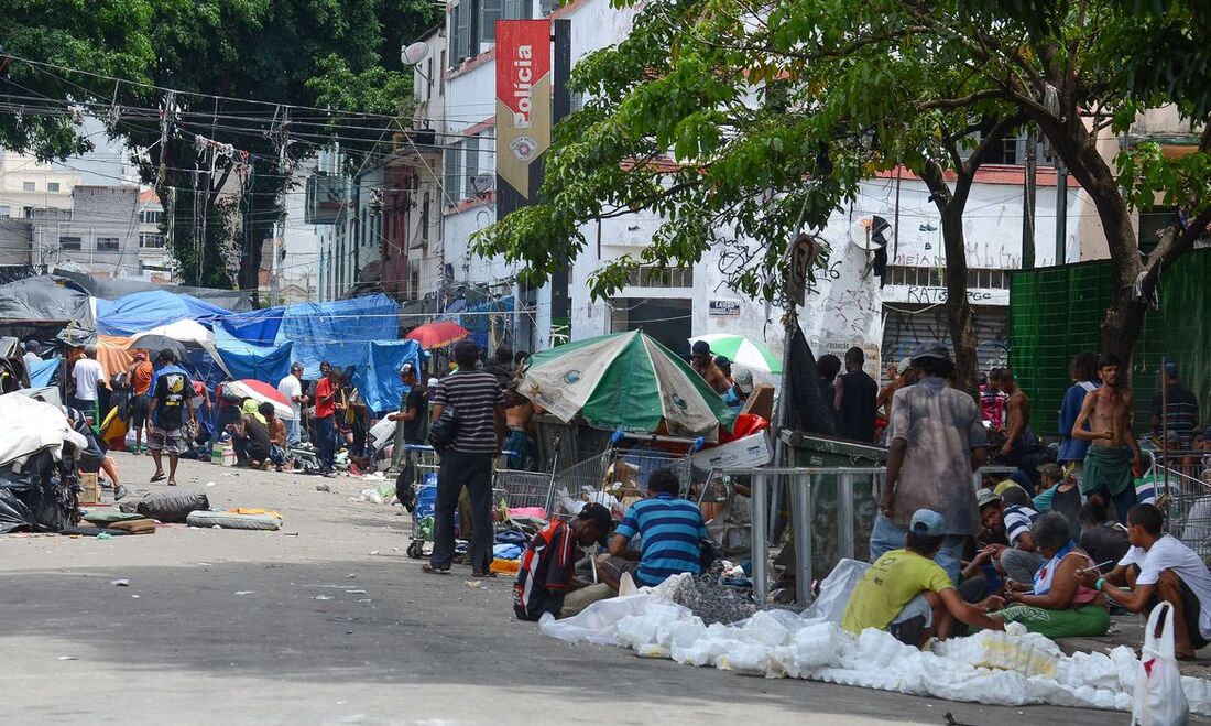 Ministério Público de São Paulo instaura inquérito civil para investigar as internações involuntárias de usuários de drogas da Cracolândia