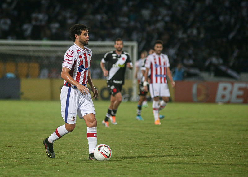 Victor Ferraz, lateral do Náutico