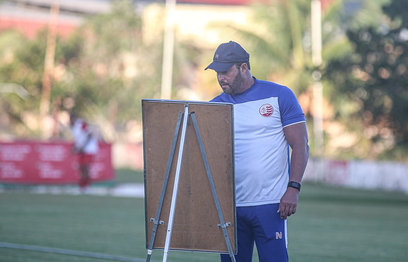 Roberto Fernandes, técnico do Náutico