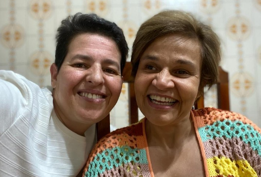 Adriane Bonato e Cláudia Rodrigues