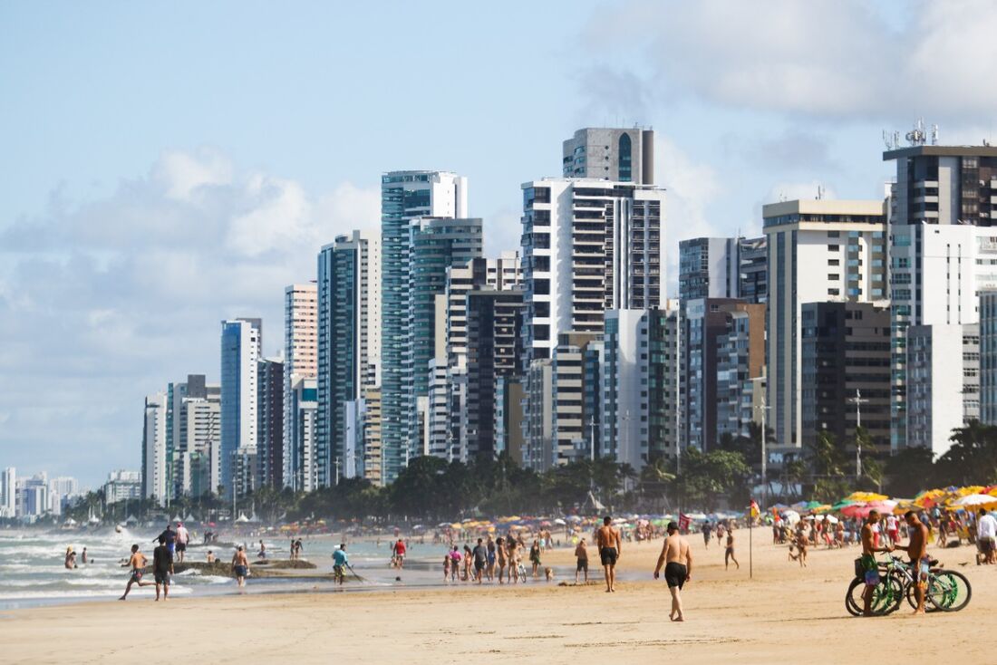 Movimentação na Praia de Boa Viagem