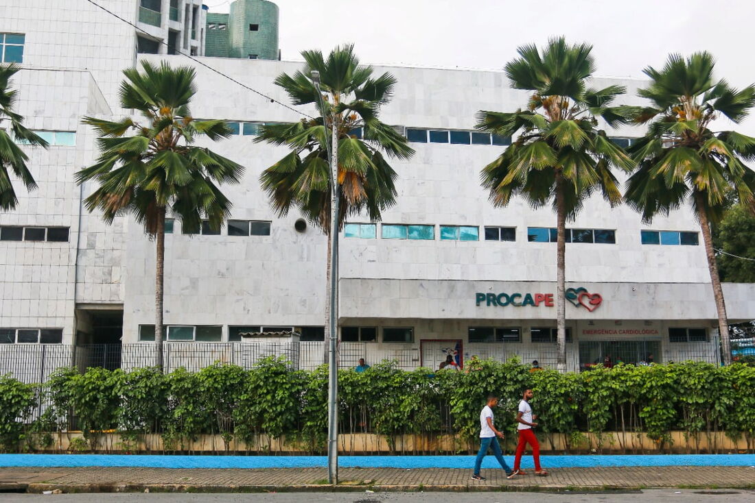 Fachada do Pronto-Socorro Cardiológico Universitário de Pernambuco (Procape)