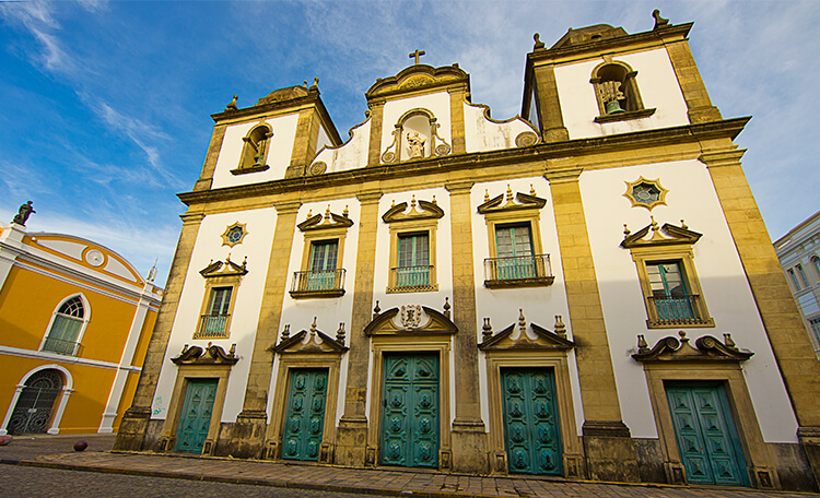 Igreja Madre de Deus recebe a missa