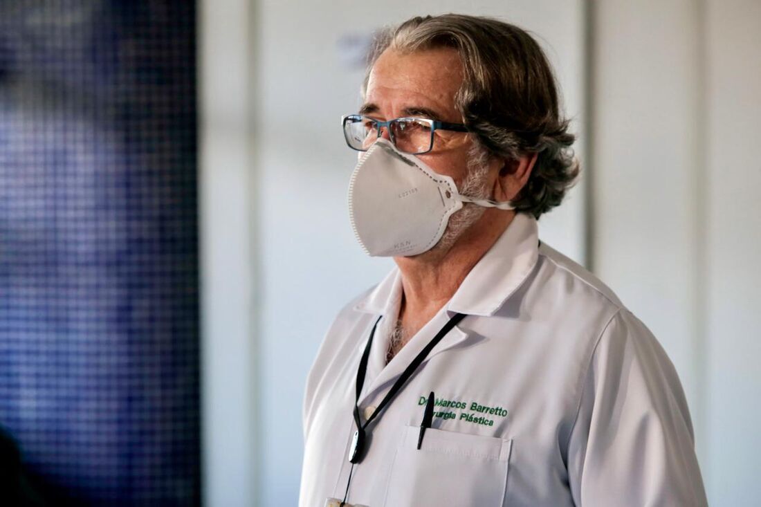 Chefe do Centro de Queimados do Hospital da Restauração, Marcos Barreto