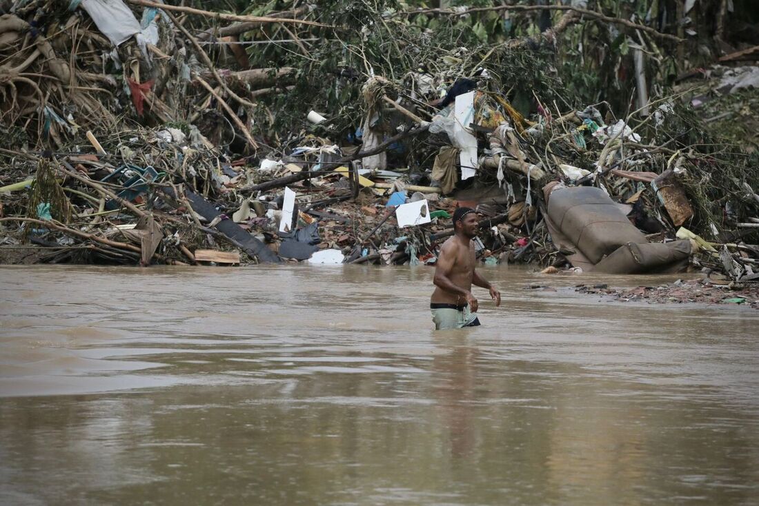 Jaboatão Velho sofre com os impactos da chuva