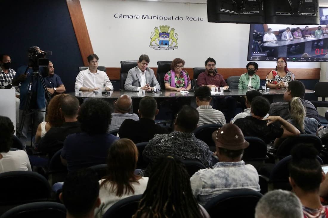 Reunião pública emergencial para discutir a realização dos festejos juninos