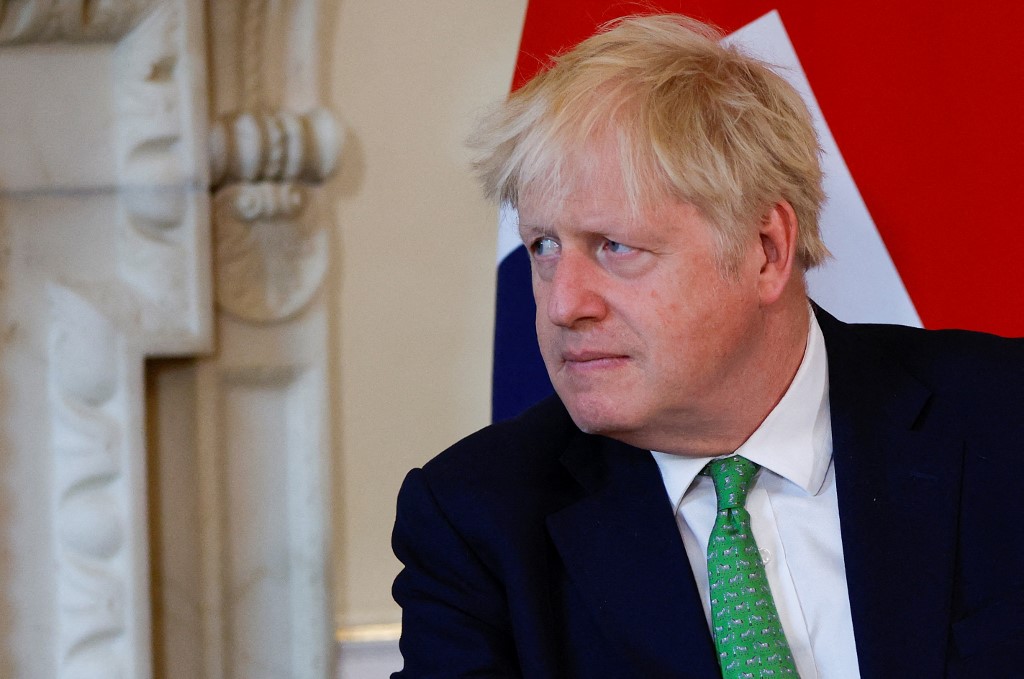 O primeiro-ministro da Grã-Bretanha, Boris Johnson, aguarda uma reunião com a primeira-ministra da Nova Zelândia, Jacinda Ardern (não na foto), dentro da 10 Downing Street, no centro de Londres, em 1&ordm; de julho de 2022