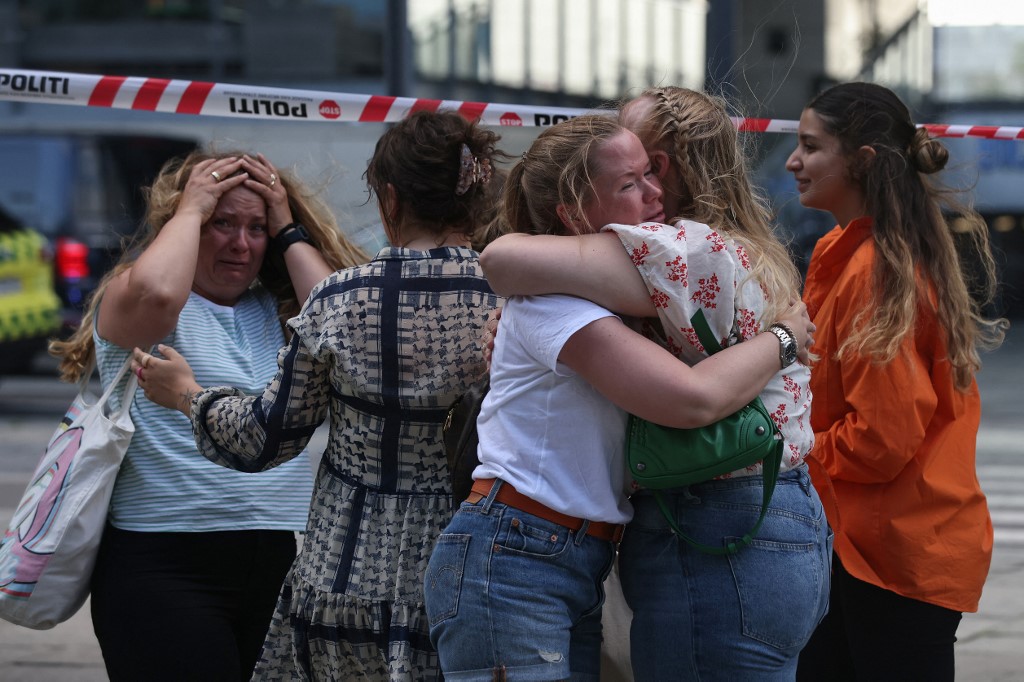 Tiroteio no shopping center Fields, em Copenhague, deixou três mortos e vários feridos