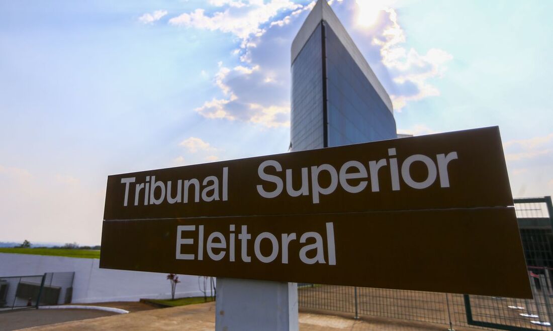 Faixada do Tribunal Superior Eleitoral