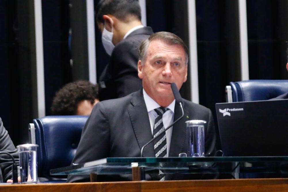 Bolsonaro na sessão que promulgou a PEC Eleitoral