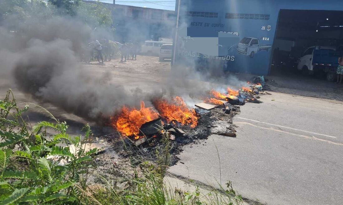 Protesto no km 70, da BR-101