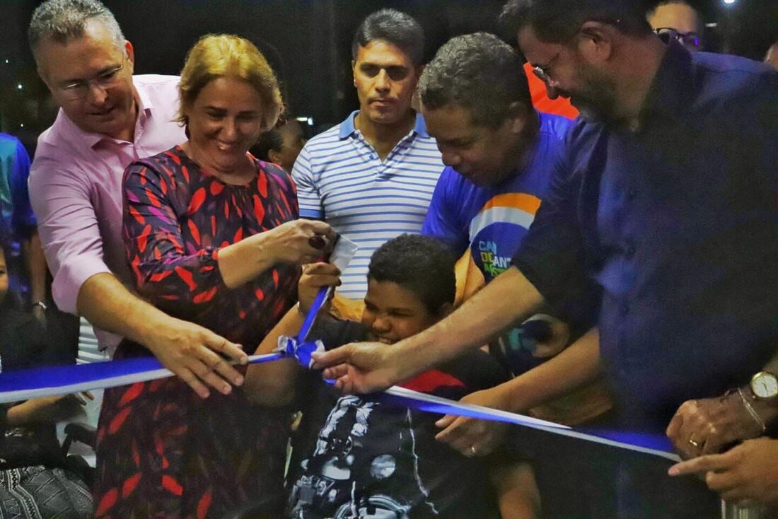 O local oferece 11 especialidades e 20 consultórios