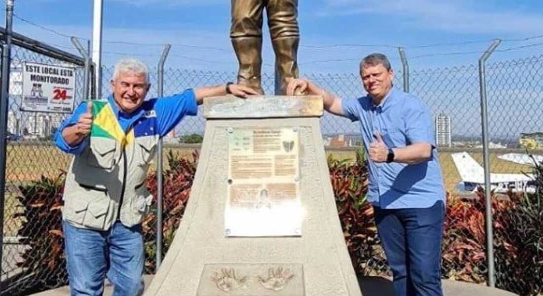 Marcos Pontes (PL) e Tarcísio de Freitas (Republicanos)