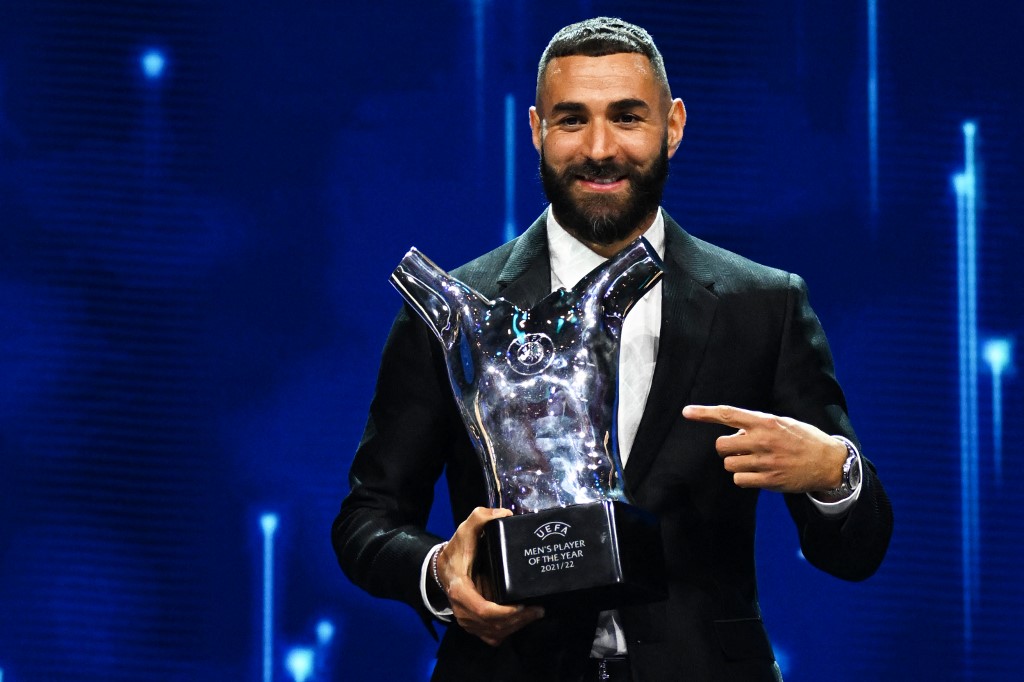 Benzema foi eleito o melhor jogador da última temporada europeia