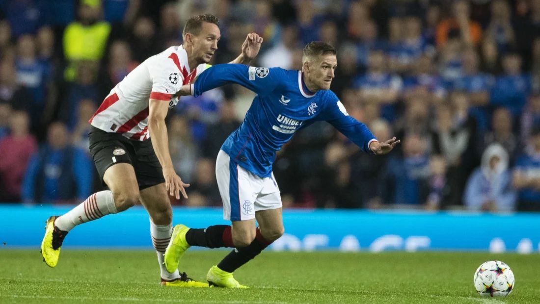 Rangers e PSV empataram na Escócia