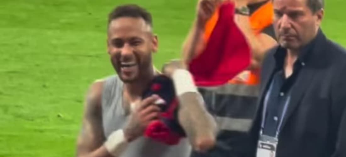 Neymar fez dois gols e deu três assistências na vitória do PSG