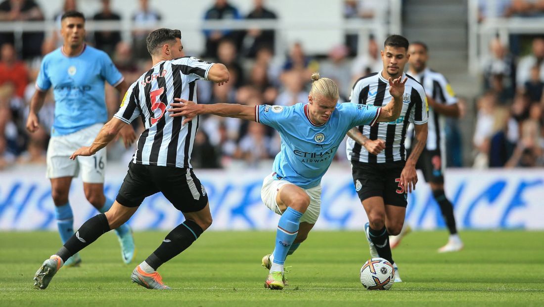 No melhor jogo da Premier League, Manchester City arranca empate contra o  Newcastle - Folha PE