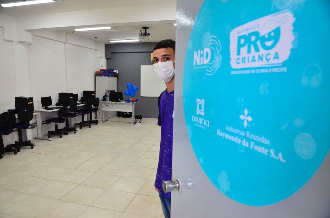 Sala do Núcleo de Inclusão Digital