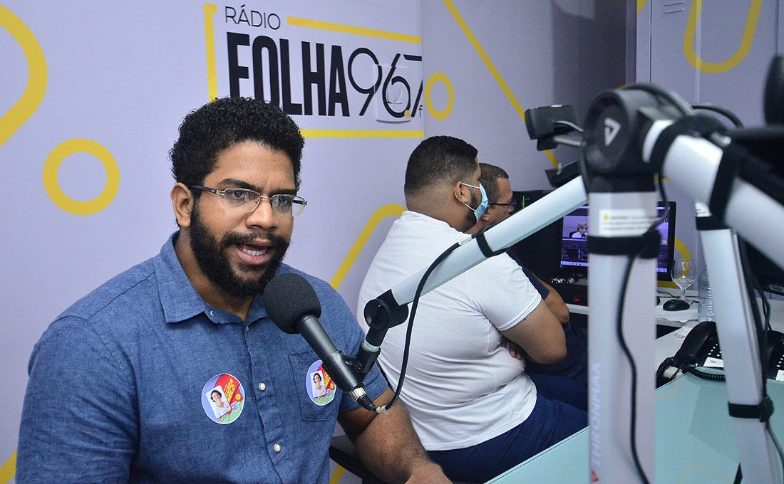 Jones Manoel na sabatina da Rádio Folha FM 96,7
