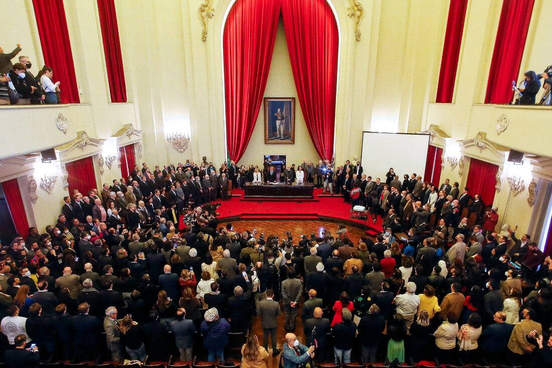 Acadêmicos, sindicatos, empresários e outros membros da sociedade civil brasileira se reuniram nesta quinta-feira (11) em São Paulo para se manifestar "em defesa da democracia"