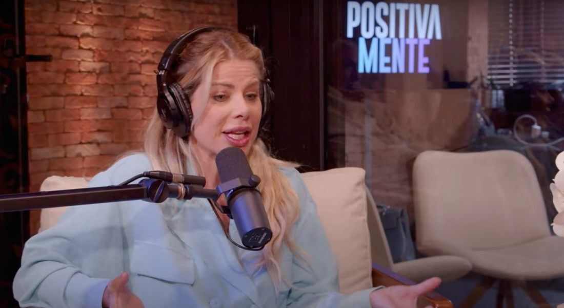 Karina Bacchi deu declaração no podcast "Positivamente"