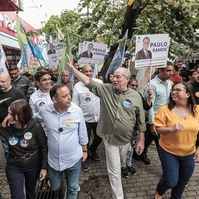 Ciro Gomes, candidato do PDT a presidente, em Campo Grande, na Zona Oeste do Rio de Janeiro 