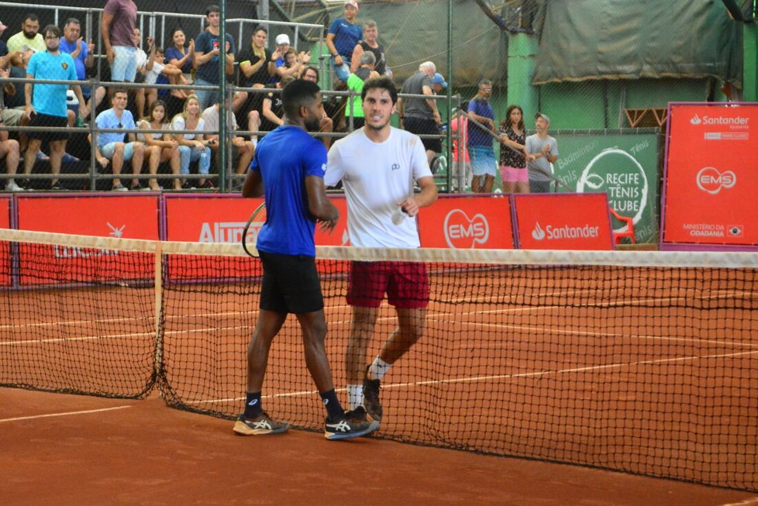 Reis vence em dois tiebreaks e desafia o cabeça 1 Garin - TenisBrasil