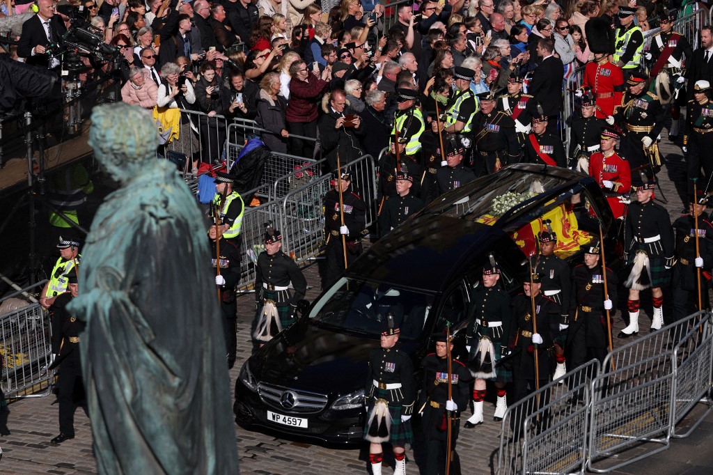 Despedida da rainha Elizabeth II em Edimburgo