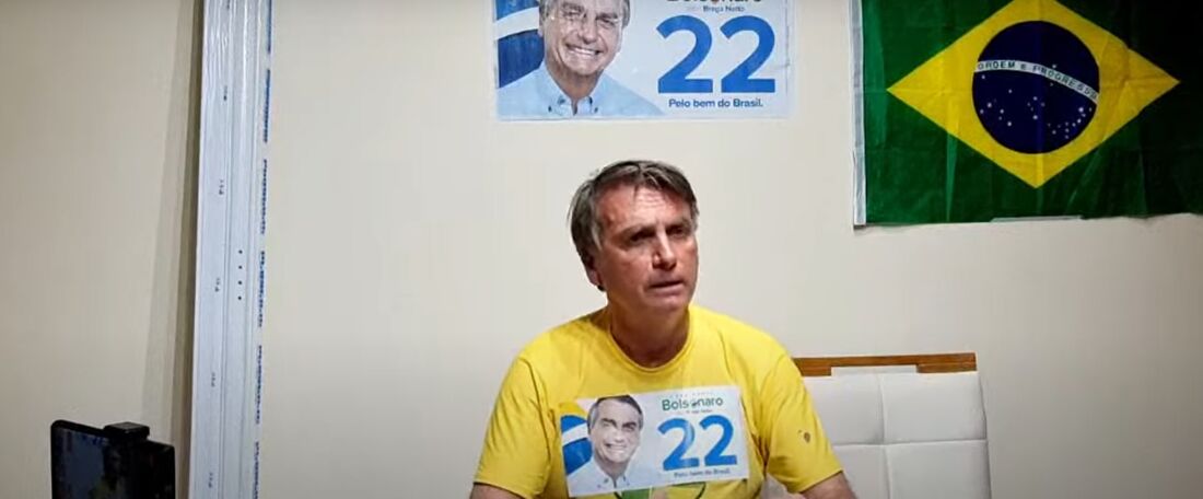 Bolsonaro critica Alexandre Moraes em live realizada no dia 27 de setembro