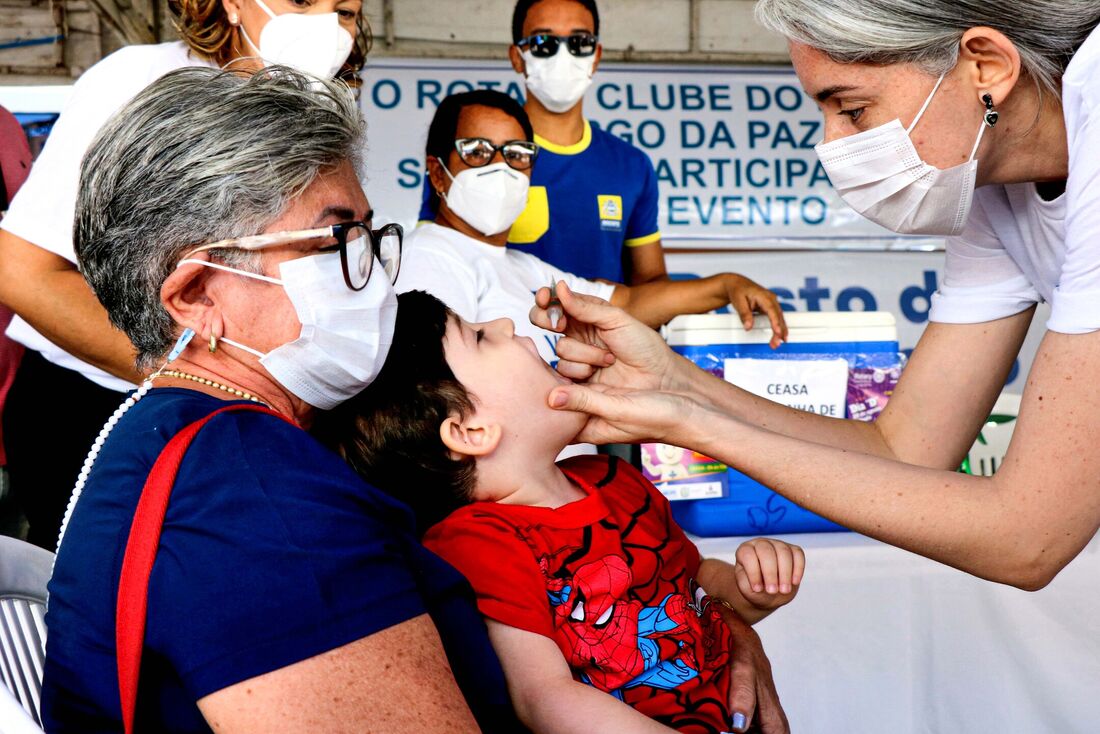 Campanha de vacinação contra a pólio