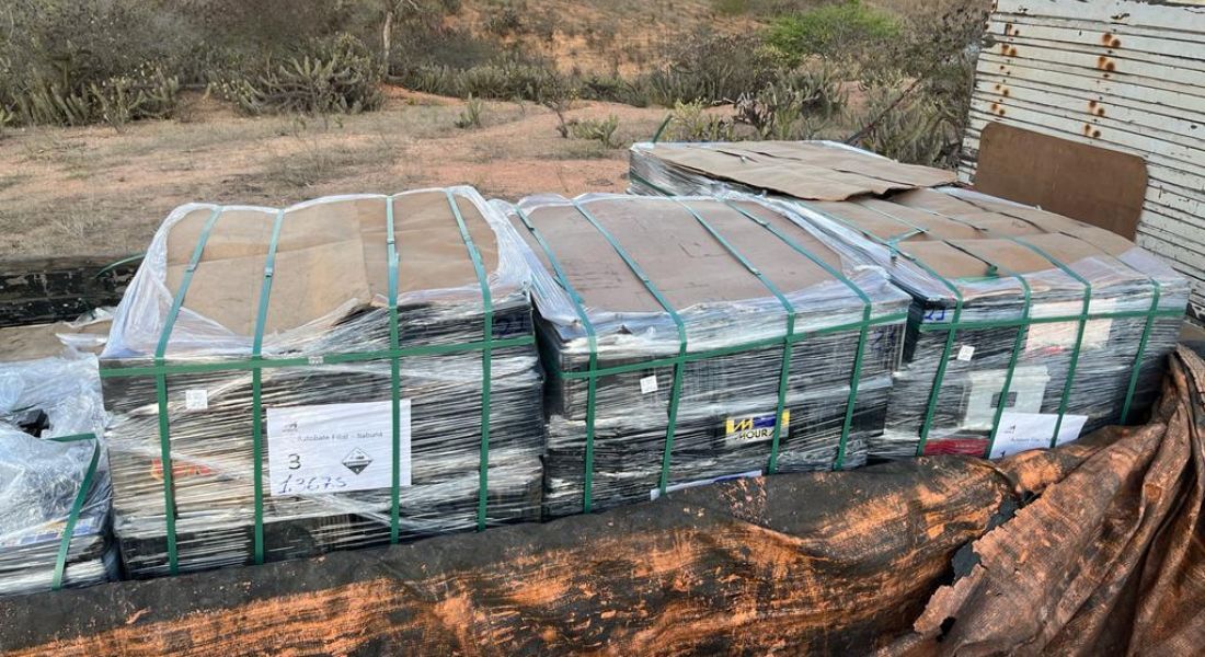 Caminhões e carga roubadas foram recuperadas em Ibimirim