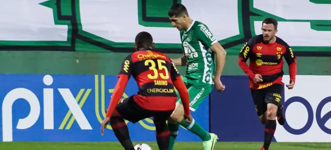 A única vitória do Sport fora de casa nesta Série B foi contra a Chapecoense