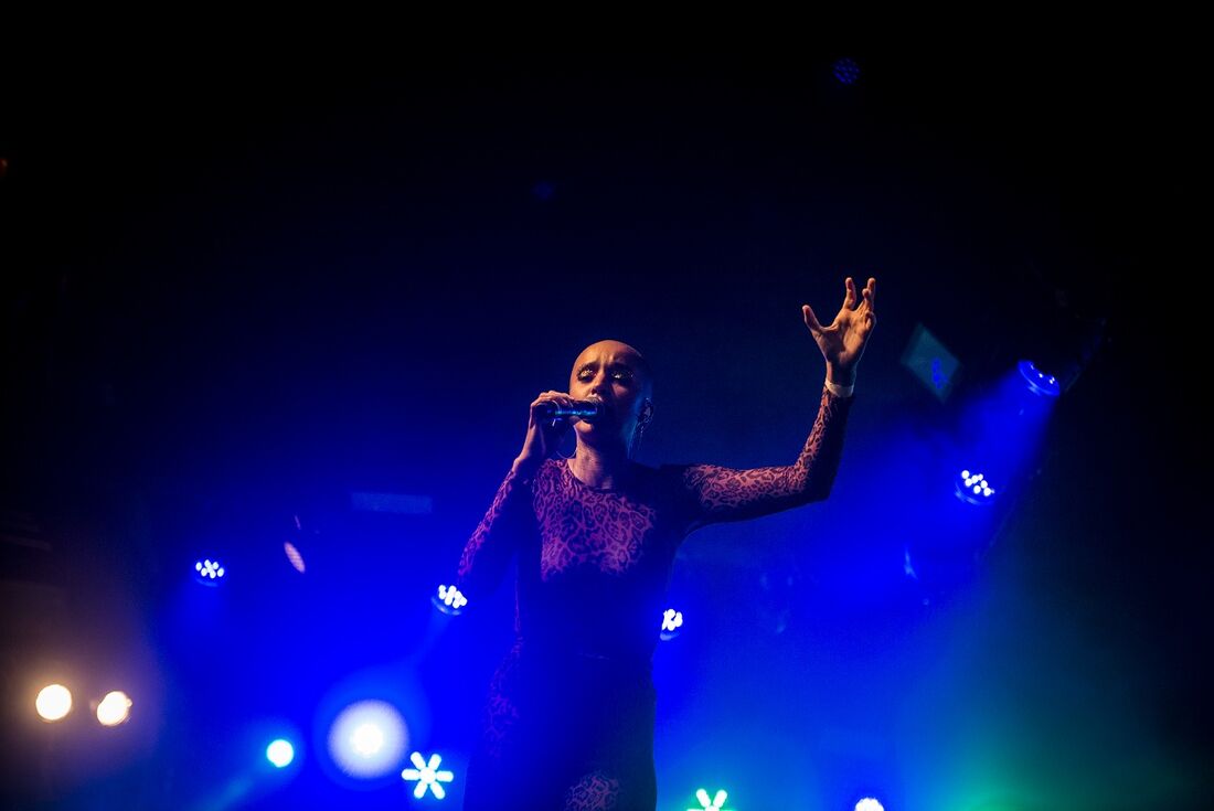 A cantora e compositora recifense Larissa Lisboa 