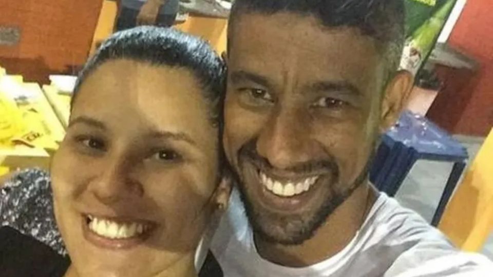 O ex-jogador Léo Moura e a irmã Lívia Moura, investigada pela polícia