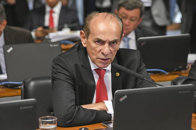 O senador Marcelo Castro (MDB-PI). O elator do Orçamento de 2023, disse que vai trabalhar para que os servidores públicos do Executivo tenham um reajuste próximo ao percentual aprovado para o Judiciário