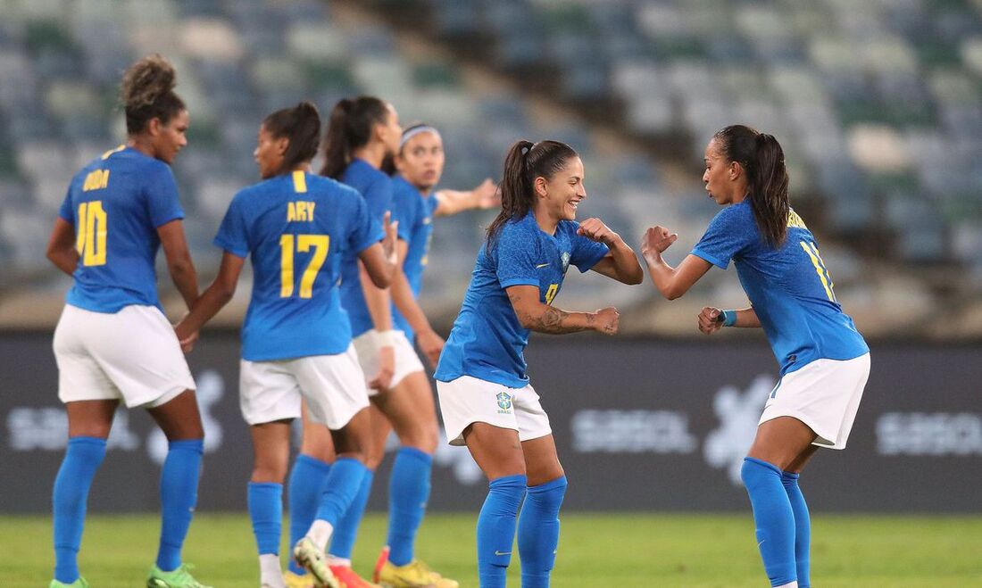 Seleção feminina goleou a África do Sul