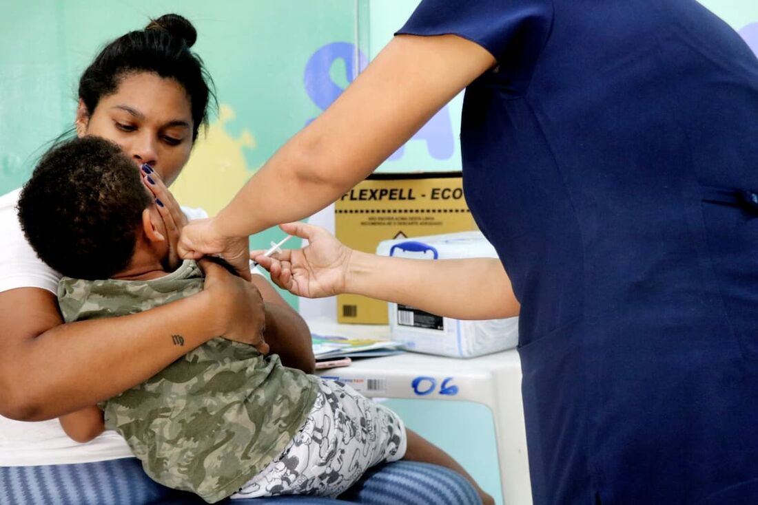 Vacinação infantil contra a Covid-19