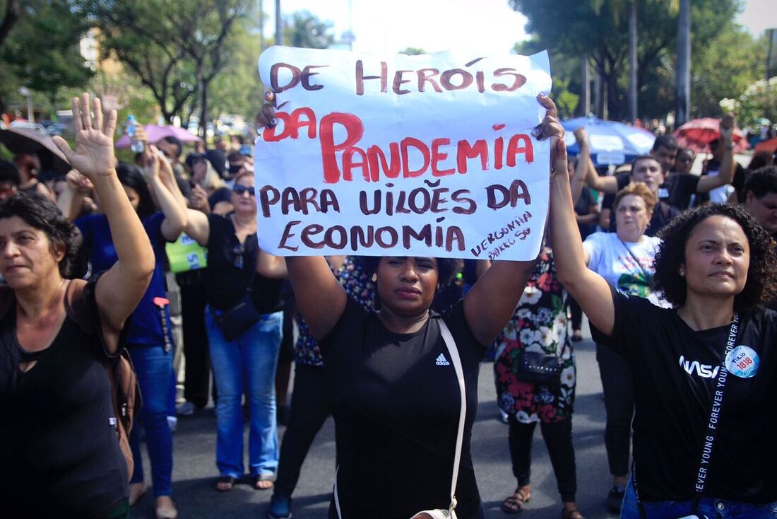 Profissionais são contra a suspensão da lei que estabelece o piso da enfermagem