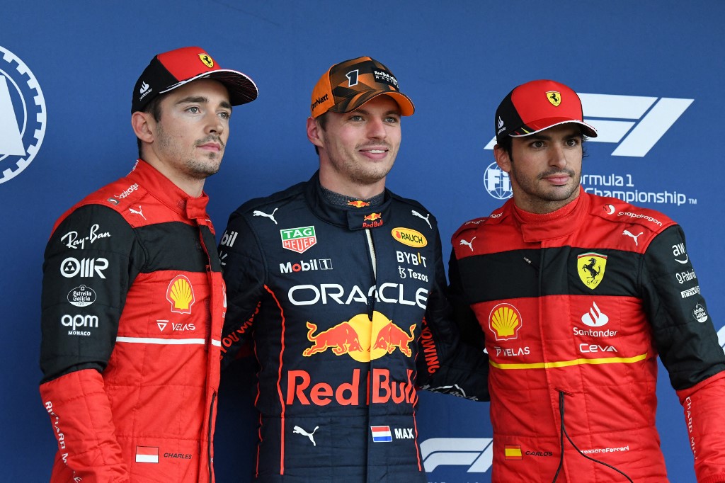 Verstappen faz pole em Suzuka e está perto de conquistar título da