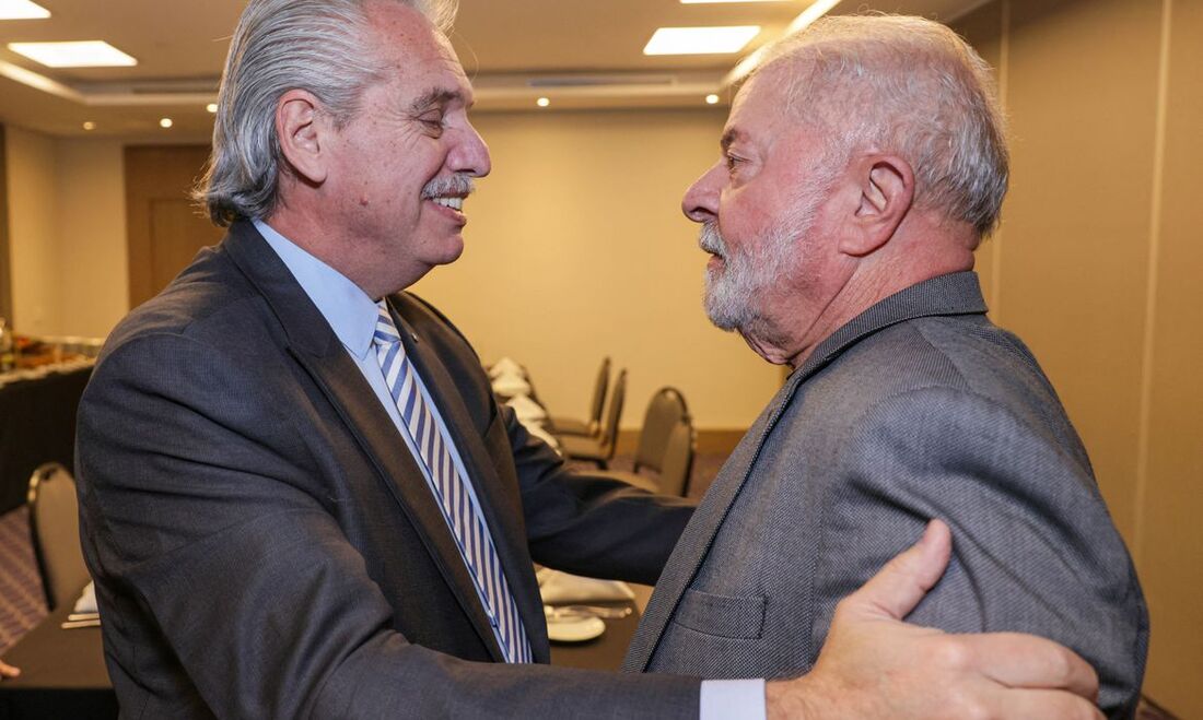 Luiz Inácio Lula da Silva, presidente eleito do Brasil, e Alberto Fernández, presidente da Argentina.