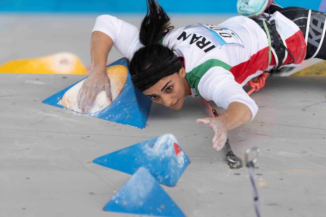 Elnaz Rekabi, escaladora iraniana